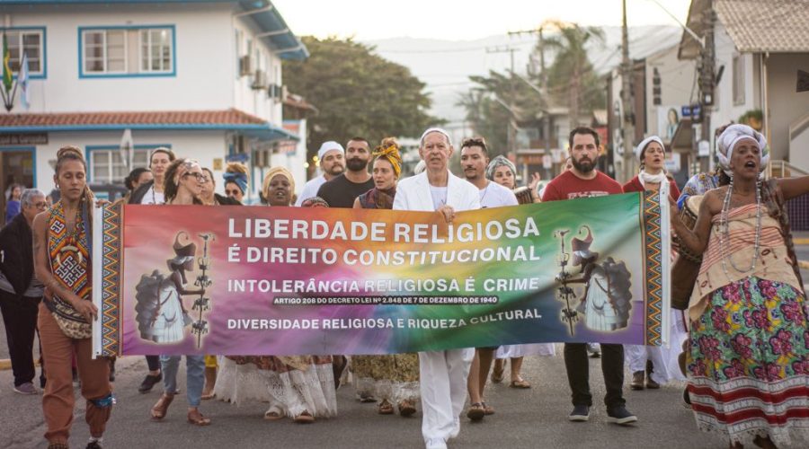 Primeira-manifestacao-pela-Liberdade-Religiosa-em-Garopaba