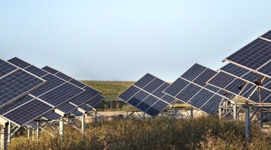 fotovoltaica-na-energia-da-central-solar-natural